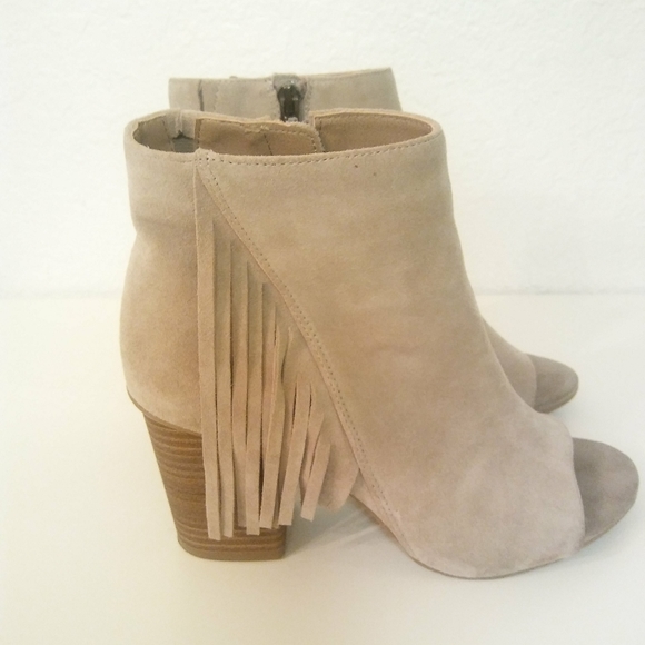Kenneth Cole Reaction Fridah Cool Suede Booties - Picture 1 of 8